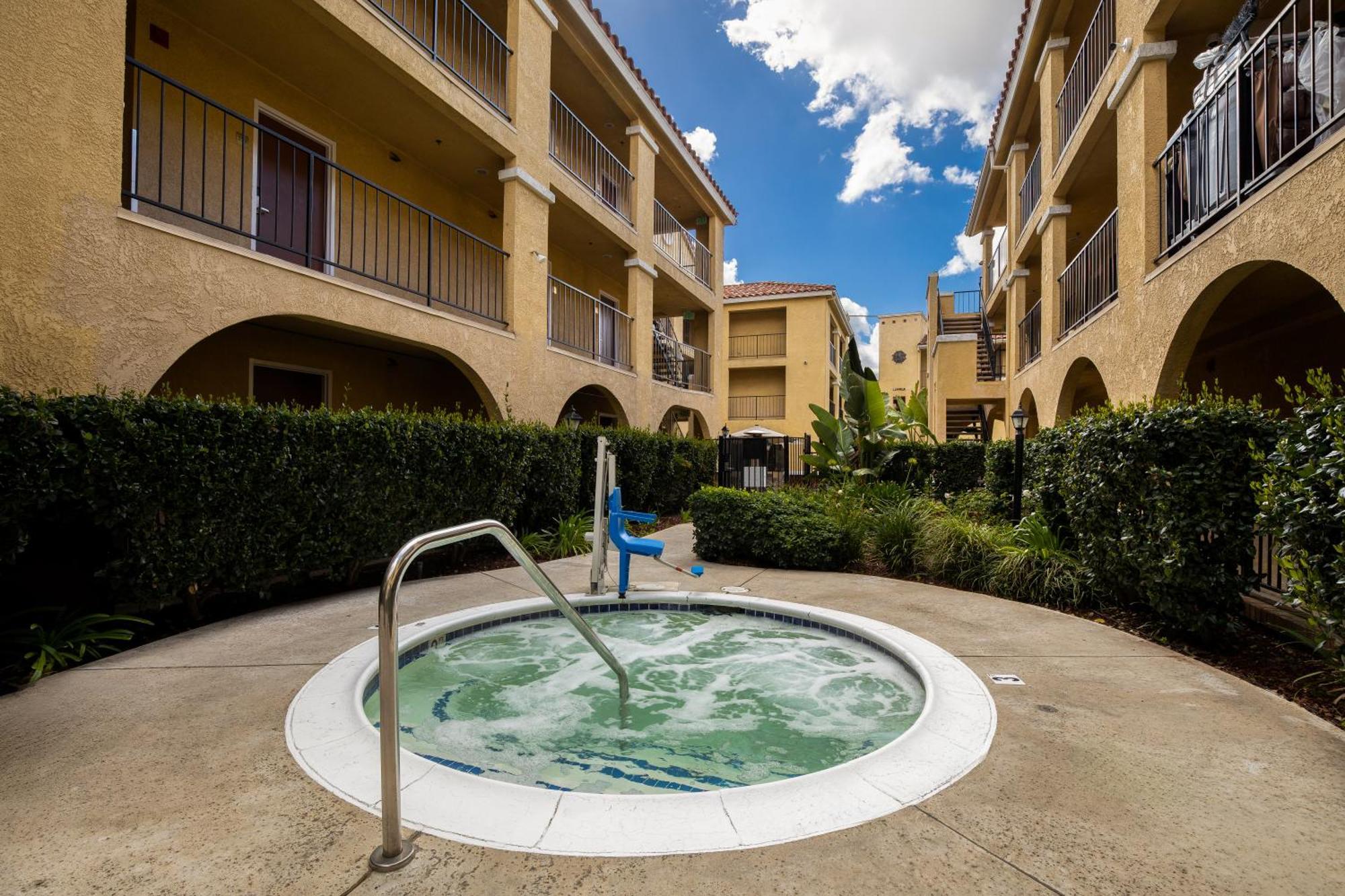 Best Western Moreno Hotel & Suites Moreno Valley Exterior foto
